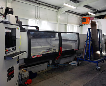 CNC obrábění skla